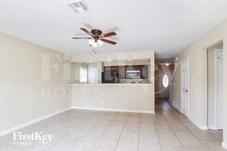 29322 Brookchase Dr in Spring, TX - Building Photo - Building Photo
