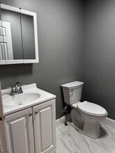93 Kensington Dr in Piscataway, NJ - Building Photo - Building Photo