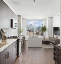 700 N Morgan St in Chicago, IL - Building Photo