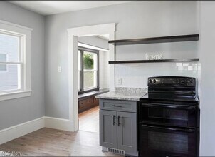 4225 W 49th St, Unit UPPR in Cleveland, OH - Building Photo - Building Photo