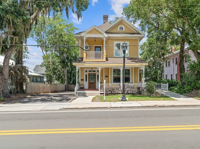 613 E Fort King St