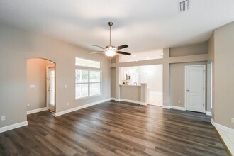 9461 Maidstone Mill Dr E in Jacksonville, FL - Building Photo - Building Photo