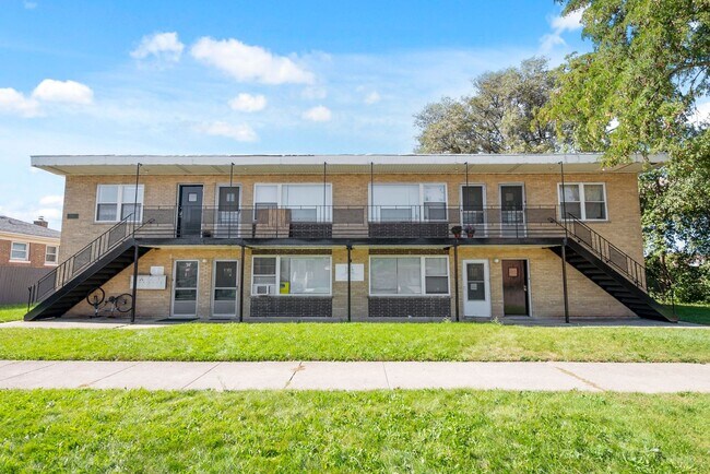 5338 S Kenneth Ave. Chicago IL in Chicago, IL - Foto de edificio - Building Photo