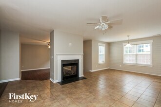 7671 W Berkeley Rd in Denver, NC - Building Photo - Building Photo