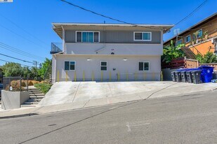 16318 Maubert Ave in San Leandro, CA - Building Photo
