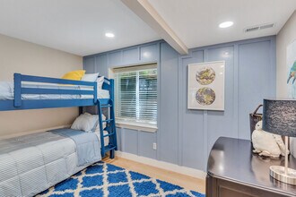 9959 S Eden Point Cir, Unit SoJo Furnished Basement in South Jordan, UT - Foto de edificio - Building Photo