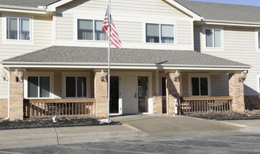 Riverfront Residences in Wichita, KS - Building Photo - Building Photo