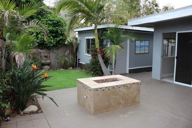 property at 5195-5197 Carlsbad Blvd