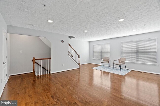 8837 Hawthorne Ct in Ellicott City, MD - Building Photo - Building Photo