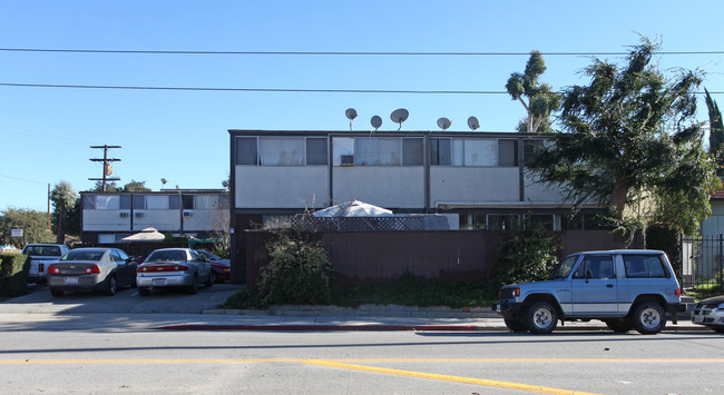 722-726 San Pascual Ave in Los Angeles, CA - Foto de edificio - Building Photo