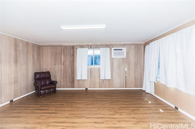 1522 Maluawai St in Pearl City, HI - Building Photo - Building Photo