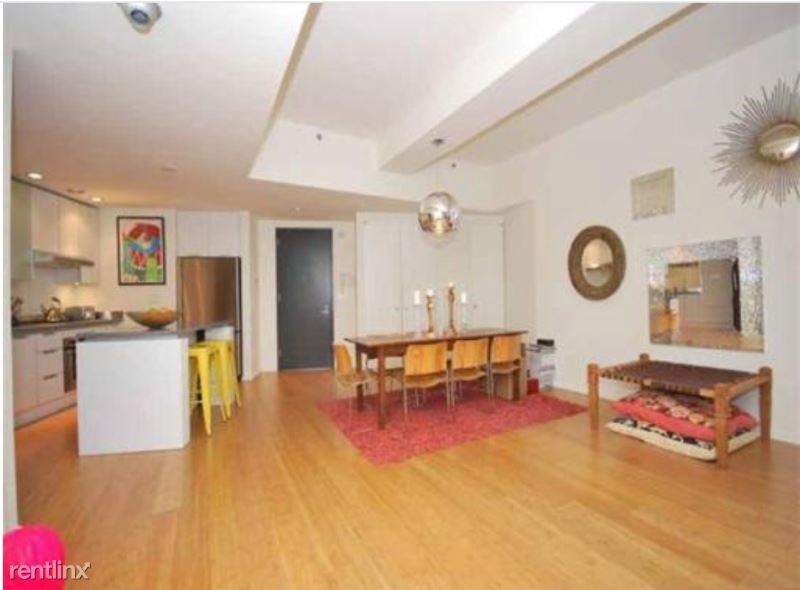 142 Dorchester St in Boston, MA - Building Photo