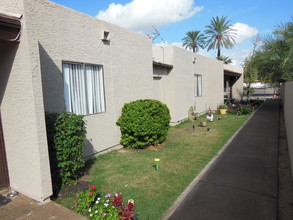 Roma Fourplexes in Phoenix, AZ - Building Photo - Other