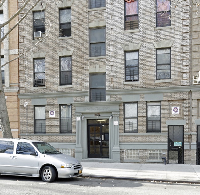 1473-1477 Fulton Ave in Bronx, NY - Foto de edificio - Building Photo