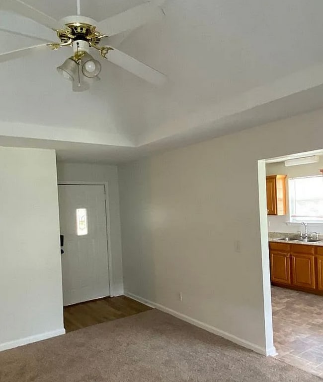 405 Dunmurry Pl in Warner Robins, GA - Building Photo - Building Photo