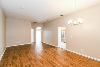 2600 Creek Ridge Dr in Green Cove Springs, FL - Building Photo - Building Photo