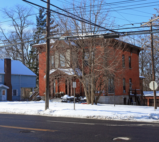 155 North St in Auburn, NY - Building Photo - Building Photo