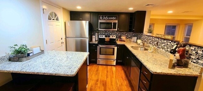 property at 7 Jaques St