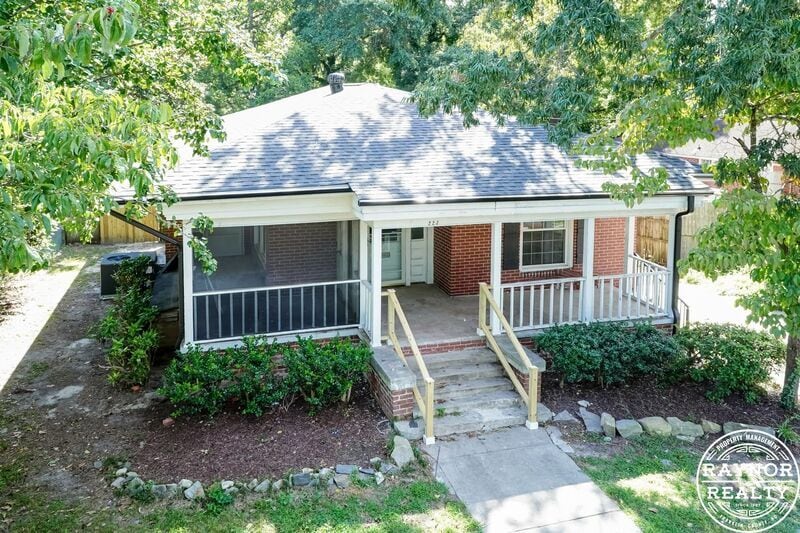 223 S Main St in Wendell, NC - Building Photo