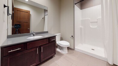 959 17th Ave SE in Minneapolis, MN - Building Photo - Building Photo