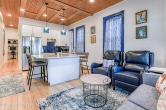 60 Cookman Ave in Ocean Grove, NJ - Building Photo - Building Photo