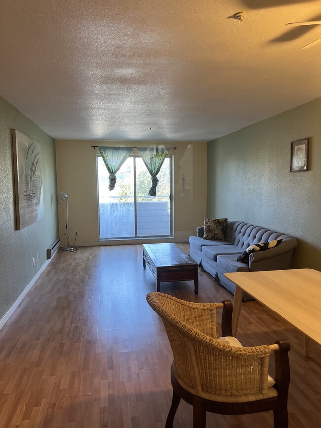 property at 2901 MacArthur Blvd