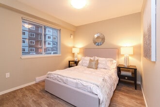 Belmont Place Apartments in Victoria, BC - Foto de edificio - Building Photo