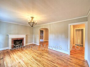 110 Oxford St in Greenville, SC - Building Photo - Building Photo