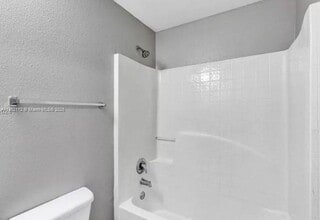 2110 Whispering Trails Blvd in Winter Haven, FL - Building Photo - Building Photo