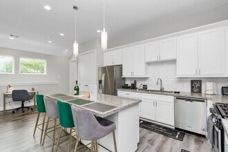 6711 Allegheny St in Houston, TX - Building Photo - Building Photo