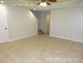 6618 Mia Way-Unit -#102 in San Antonio, TX - Foto de edificio - Building Photo