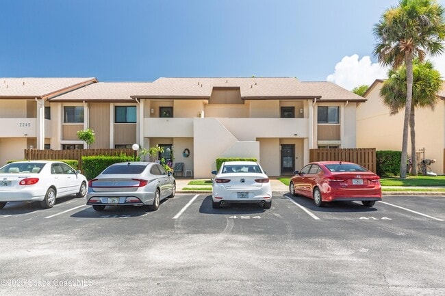 property at 2245 Golf Isle Dr