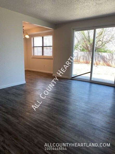 1809 SE 12th St in Moore, OK - Building Photo - Building Photo