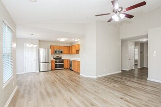 1312 River Ridge Dr, Unit 1310 in Brownsburg, IN - Building Photo - Building Photo