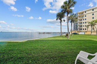 6051 Sun Blvd in St. Petersburg, FL - Building Photo