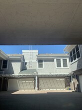 15221 N Clubgate Dr, Unit Townhome Unfurnished in Scottsdale, AZ - Building Photo - Building Photo