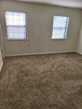 255 Mayflower Ln N, Unit 255 in Madison, TN - Foto de edificio - Building Photo