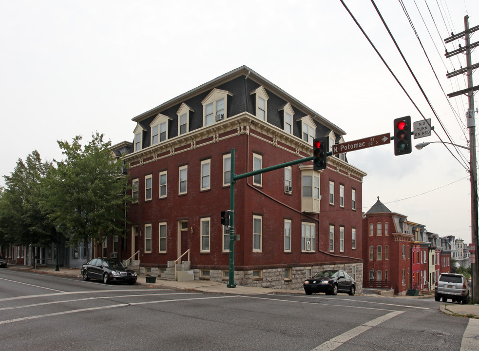 202-204 N Potomac St in Hagerstown, MD - Foto de edificio