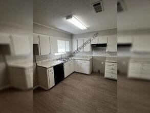 405 Paula Dr in North Little Rock, AR - Building Photo - Building Photo