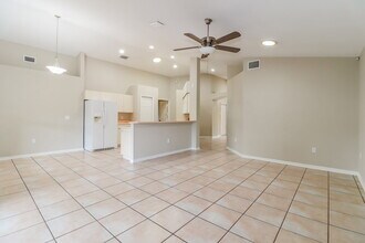 2113 Cattleman Dr in Brandon, FL - Building Photo - Building Photo
