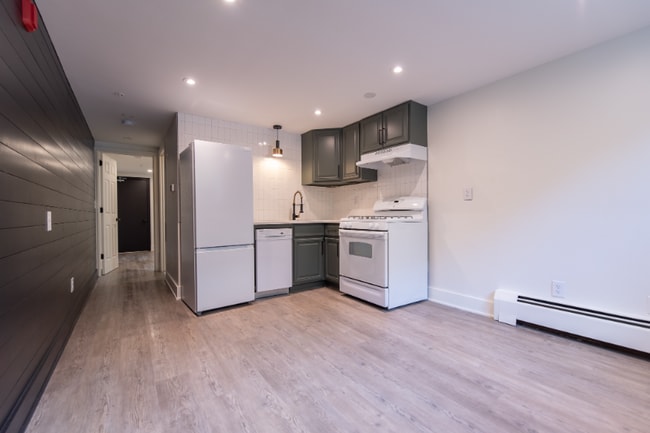property at 32 Cargill St