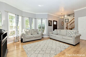 2155 N Millstone Dr in Lake Villa, IL - Building Photo - Building Photo