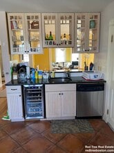 22 Burton St, Unit 1 in Boston, MA - Building Photo - Building Photo