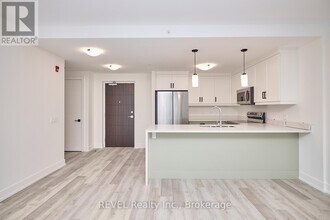 300B-300B Fourth Ave in St Catharines, ON - Building Photo - Building Photo