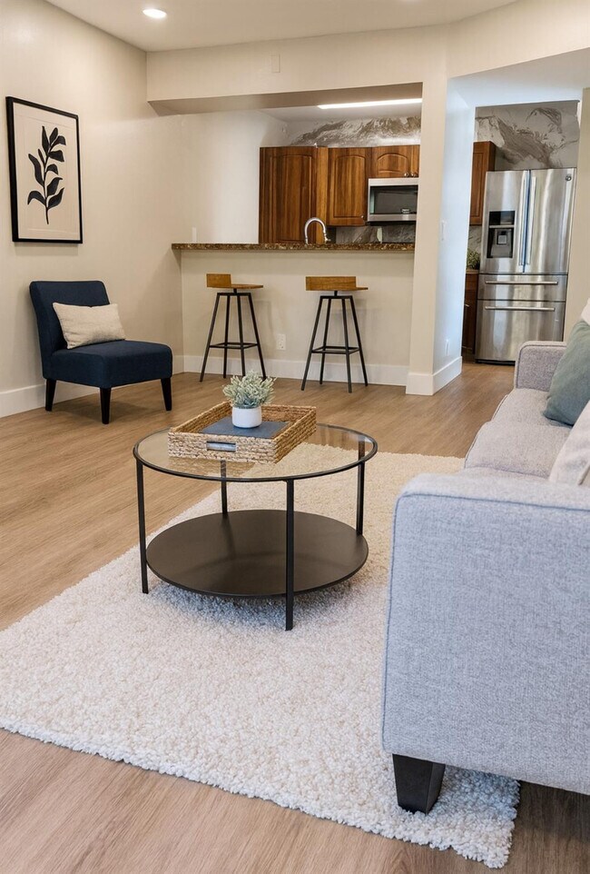 2720 Forest Hills Blvd in Coral Springs, FL - Building Photo - Building Photo