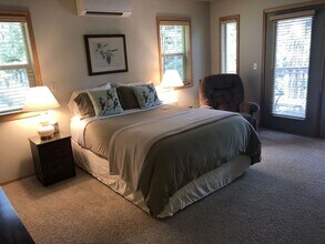 31251 Finley Point Rd in Polson, MT - Building Photo - Building Photo