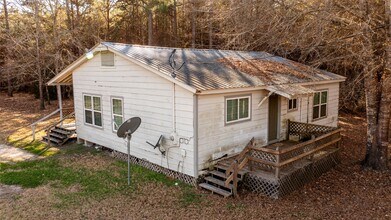 2405 County Rd 2235 in Cleveland, TX - Building Photo - Building Photo
