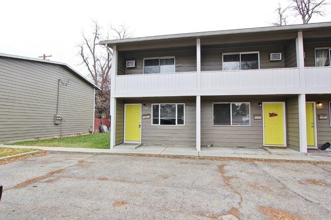 property at 733 N 28th St