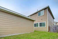 1735 Nichole Woods Dr photo'