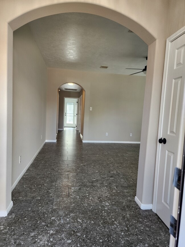 1714 Village Townhome Dr in Pasadena, TX - Building Photo - Building Photo